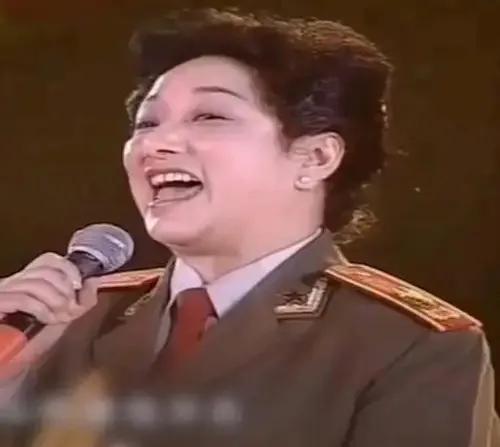 歌唱家遗愿是不设灵堂 不办葬礼韩红母亲去世！享年78岁是著名(图8)